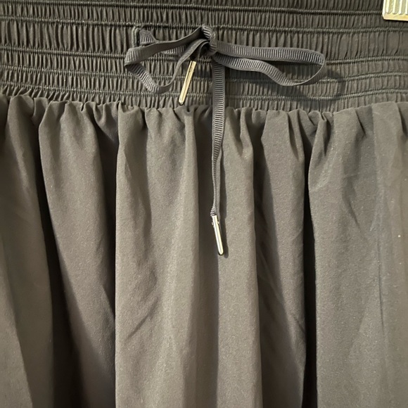 Lululemon Black Skirt - Picture 3 of 5